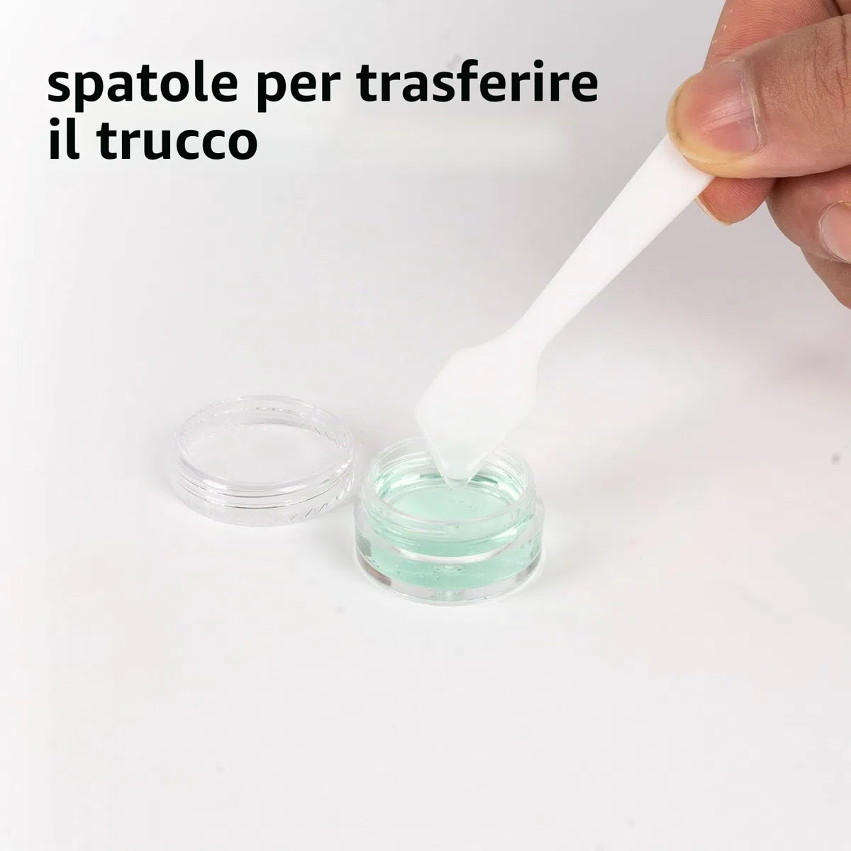 70 pezzi 5 ML contenitori cosmetici vuoti +6 pezzi di raschietto + 1 pezzo di flacone spray + 80 pezzi di adesivi,vasetti plastica