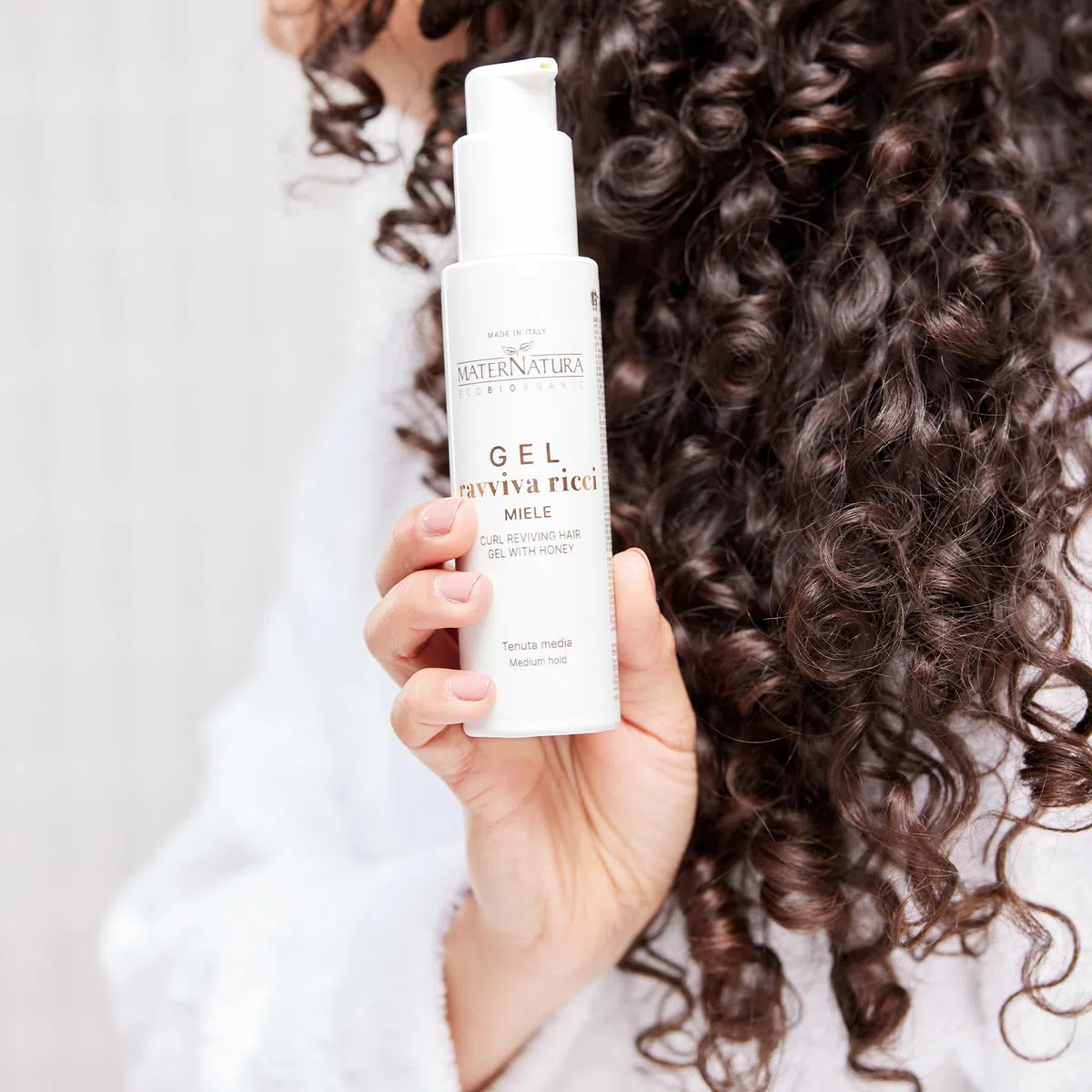 Maternatura, Gel Ravviva Ricci Capelli con Miele, Effetto Bagnato, Azione Nutriente e Idratante, Styling per Onde e Mossi, Bio, Made in Italy - 100 ml