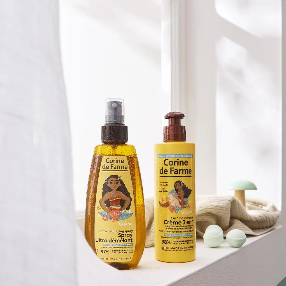 Corine de Farme - Spray Ultra Districante Disney Vaiana - Cura per Bambini - Senza Risciacquo - Formulazione Clean Beauty, Made in France - Profumo Coco